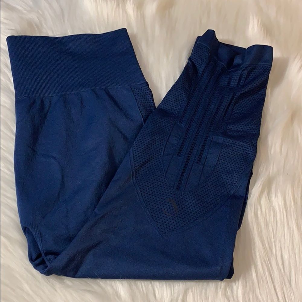Climawear Laser cut Leggings Size Small